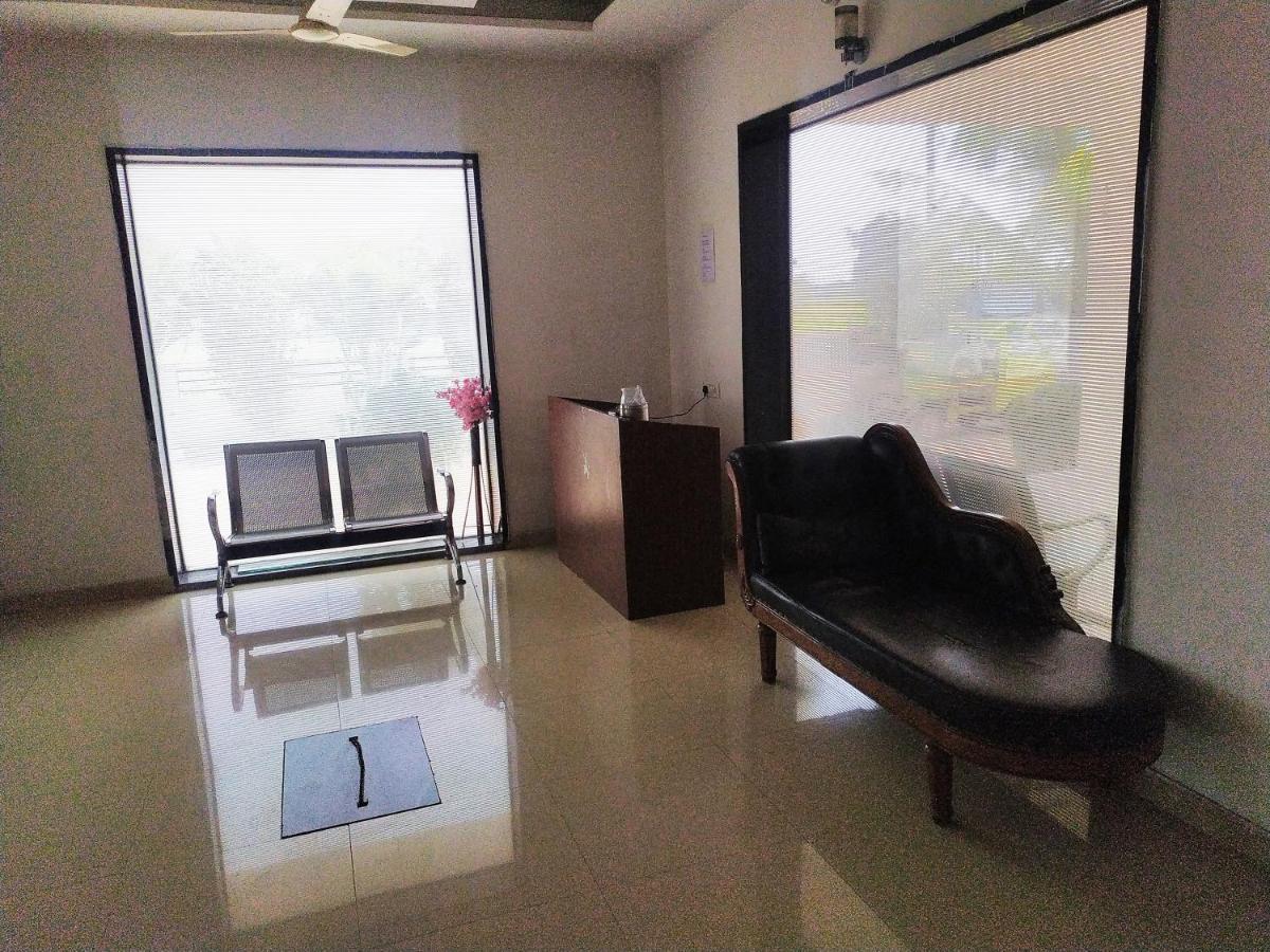 Hotel Wayfare شيردي المظهر الخارجي الصورة